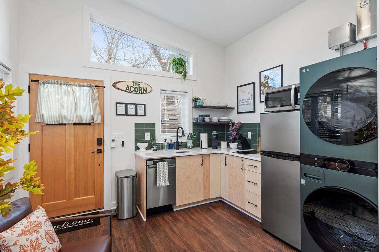 The Acorn - Tiny House In Historic Oakwood Villa Raleigh Exterior photo